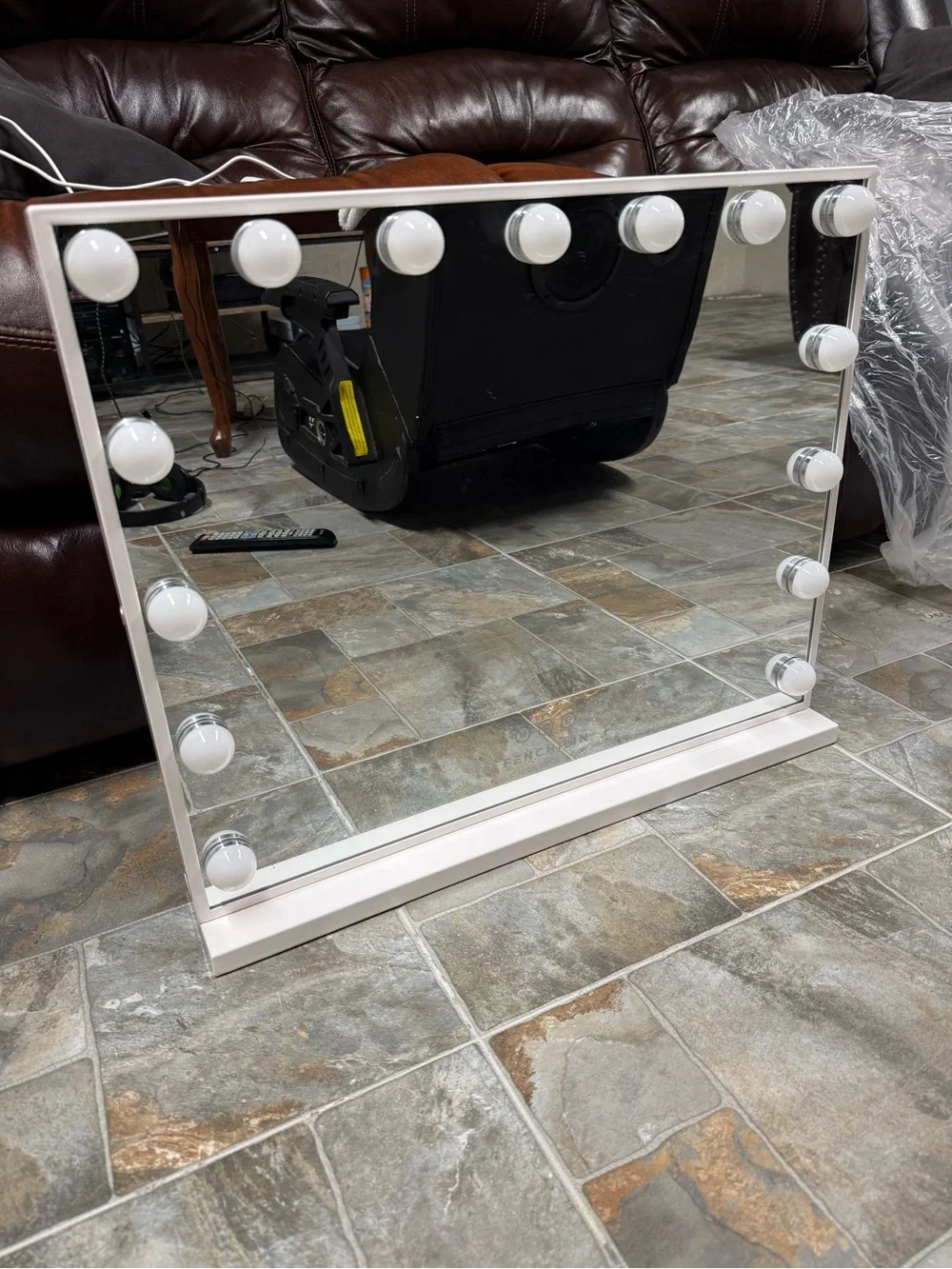 Vanity Hollywood Lighted Makeup Mirror - White